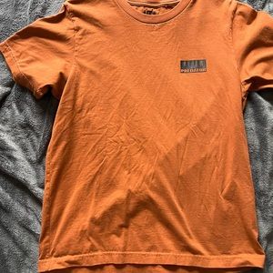 Uniqlo alien vs predator t shirt